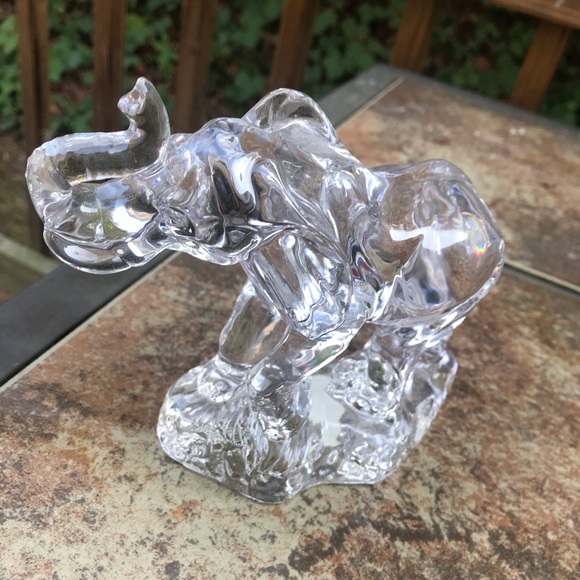 Wonders Of The Wild 24% Lead Crystal Elephant - Picture 10 of 11